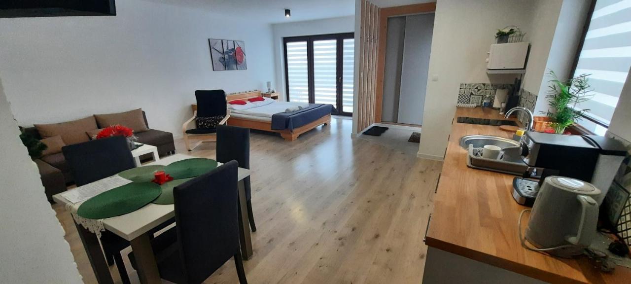 Apartamenty U Piotra Чарни-Дунаєц Екстер'єр фото